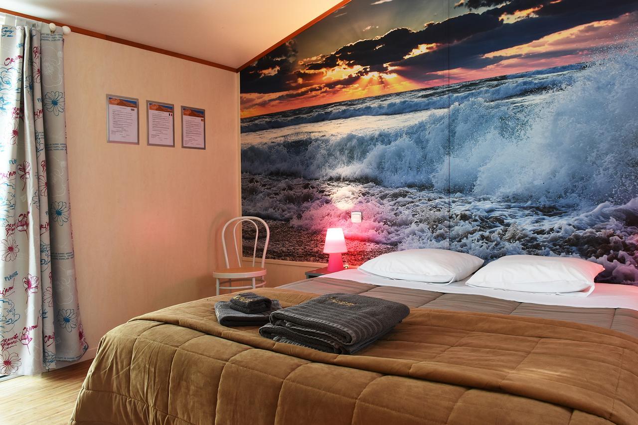 Campiotel Formule Hotel Ars-en-Re Bagian luar foto
